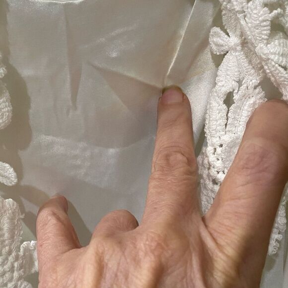 NWT Entro White Dress Embroidered Lace Overlay Crocheted Backless Babydoll - Picture 16 of 16